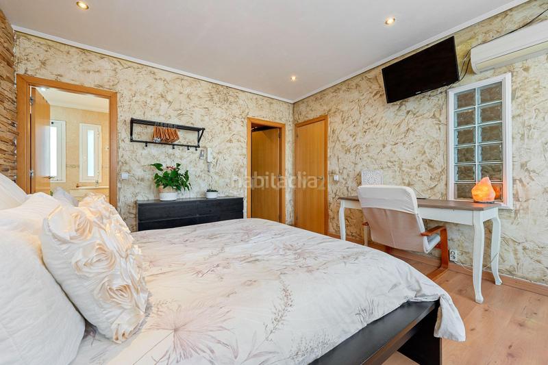 Foto 0d245957-ddfa-4e32-9cb2-ed9c959df58c. Casa a carrer empordà a Pallaresos (Els)