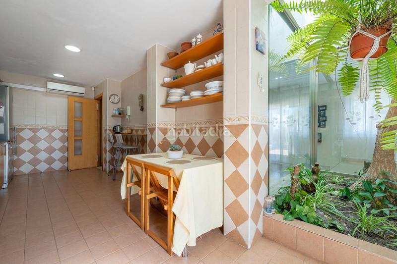 Foto 0e6ad275-d285-4b47-8670-a1bf4edc1807. Casa a carrer empordà a Pallaresos (Els)