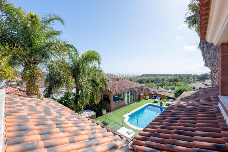 Foto 16f4a3c8-78ca-4e3b-b0ca-ffe28390a14f. Casa a carrer empordà a Pallaresos (Els)