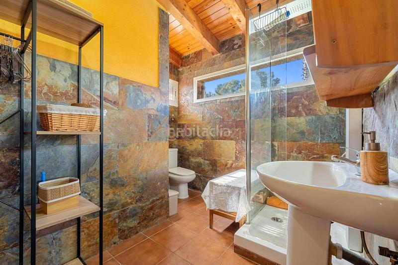 Foto 383a9d93-ec88-4cc2-9720-055db0c1ac46. Casa a carrer empordà a Pallaresos (Els)