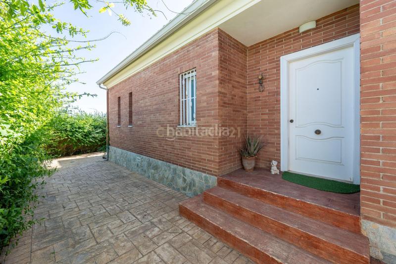 Foto d5cbb1b3-93ef-4052-bf06-c39b6405d072. Casa a carrer empordà a Pallaresos (Els)