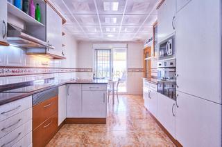 Maison à Camí fondo, 22, vinaròs, spain 22. Un hogar con alma. una inversión con futuro. vivienda unifamilia