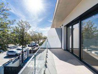 Maison jumelée à Camí ardiaca, cambrils, spain. Casa  adosada de reciente construcción en la avenida de lardiaca