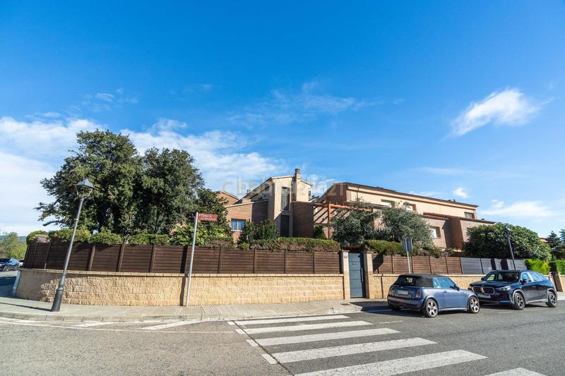 Foto 1b9569f8-f7e8-4ed5-ae36-b0bf009303c9. Maison jumelée dans carrer de les magnòlies dans Migjorn Reus