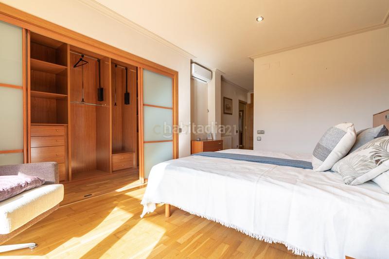 Foto 41090a08-9ac4-4bc8-ba42-0f57c76aedd1. Maison jumelée dans carrer de les magnòlies dans Migjorn Reus