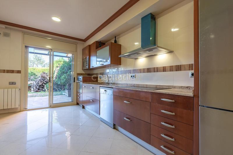 Foto 93d7656b-5e2b-48f9-8286-bb2b33133f82. Maison jumelée dans carrer de les magnòlies dans Migjorn Reus