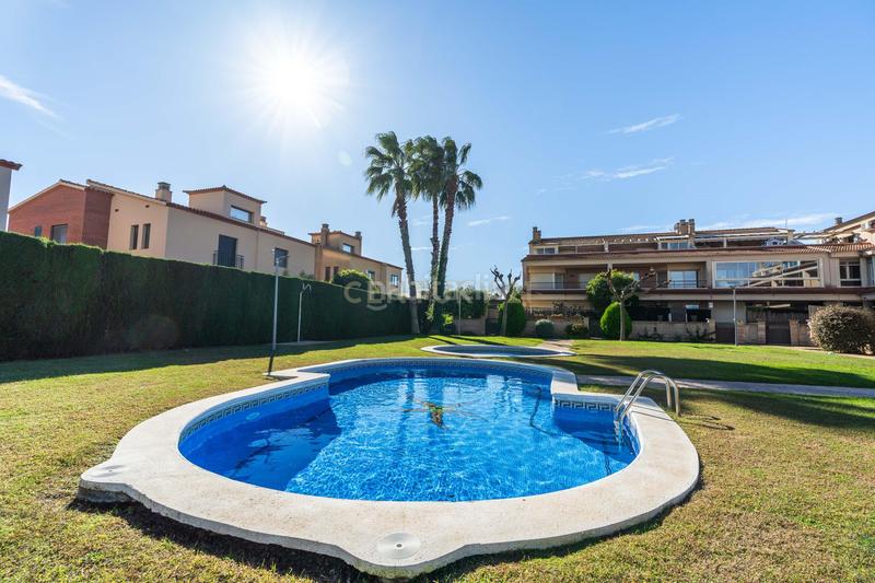 Foto d096e8e3-9f22-493b-b07b-ec480f0853b0. Maison jumelée dans carrer de les magnòlies dans Migjorn Reus