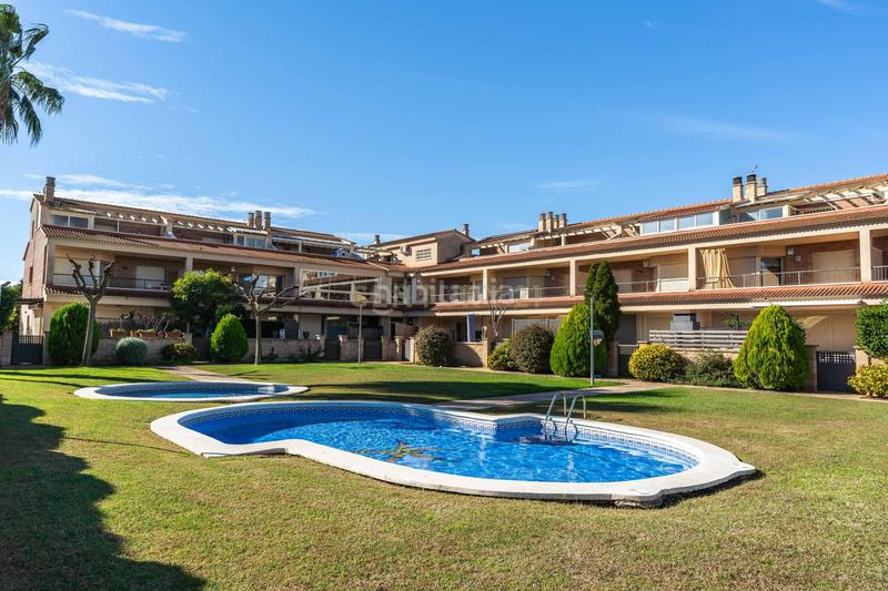 Foto e95ea4e1-42e7-4944-b919-55dc932420c6. Maison jumelée dans carrer de les magnòlies dans Migjorn Reus