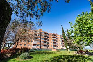 Apartament a Carrer violant d'hongria, tarragona, spain 39. Piso de 3 habitaciones con terraza y rodeado de naturaleza
