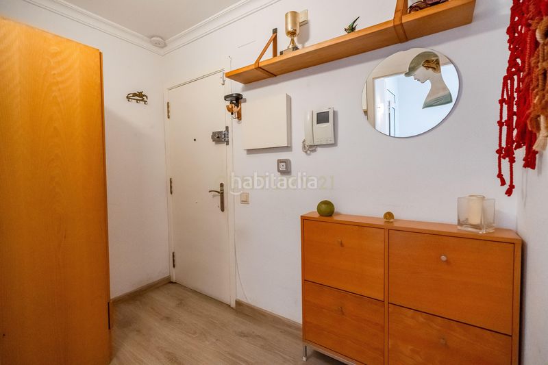 Foto 0b199807-443e-48b8-989e-22b2e263a65a. Apartament a Guinardó Barcelona