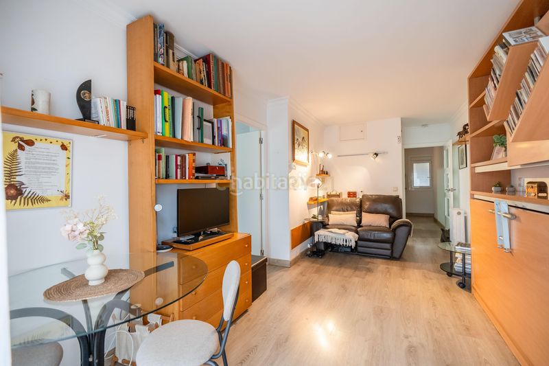 Foto 606da562-b472-4a2b-b142-f509190d8aa8. Apartament a Guinardó Barcelona