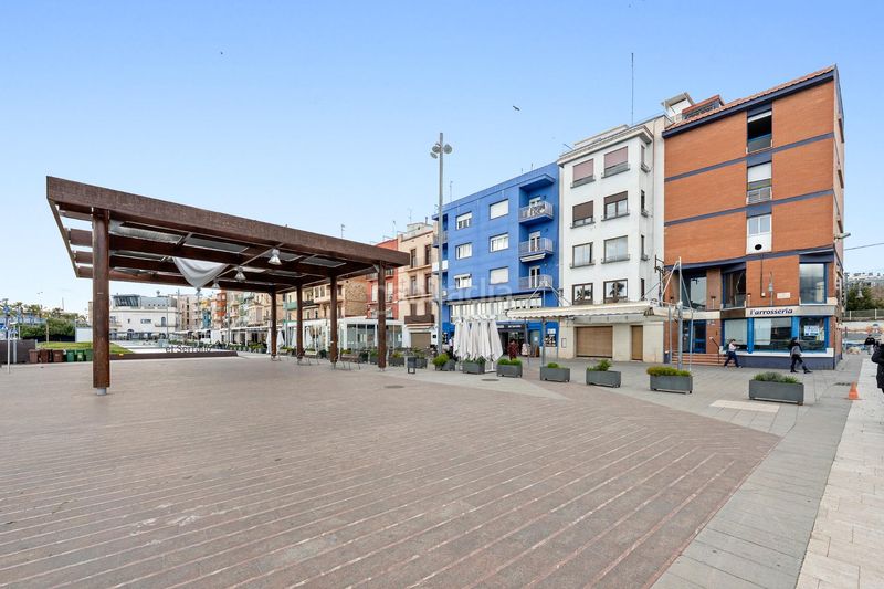 Foto a8cc2fe5-959c-4e1d-a0e1-9542e61c57e0. Pis a Barris Marítims Tarragona