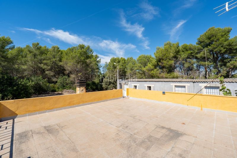 Foto 8c3adccc-d709-4032-b4f8-a276ee7a96e3. Casa amb piscina a Catllar (El)