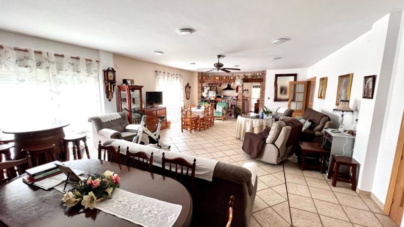 Foto cc17f839-8d6f-4d75-a172-464b8c728e89. Casa a calle puerta granada 22 a Jayena