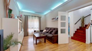 Reihenhaus en Calle de p�rez de ayala 50. Casa adosada en ciudad jard�n