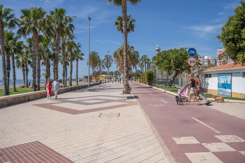 Foto 1c015584-cd2a-43fa-8217-22aed1bdb38b. Pis a calle camaron 2 a Poniente-Faro Torre del Mar