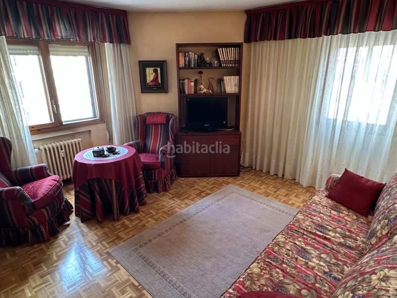 Foto 3dd36986-7eec-4152-9740-b6da2c6f8381. Pis a calle vitoria 46 a Villa Pilar Burgos