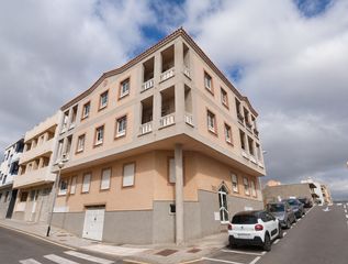 Etagenwohnung en Calle sol 21. Oportunidad en los abrigos cerca del mar