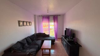 Pis en �guilas. Se vende piso de dos habitaciones