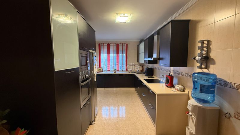 Foto 0fb322fc-a680-4067-919c-61b1e560817f. Casa adossada amb xemeneia calefacció aparcament a Lorca