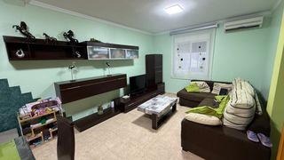 Casa adossada a Almendricos. Se vende diplex en almendricos