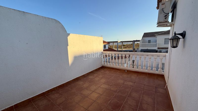 Foto d98f5016-a80d-4a93-a9e3-97b4dd25494b. Casa adossada amb xemeneia calefacció aparcament a Lorca