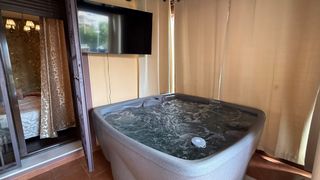 Casa en Los Collados-Los Geraneos. Se vende apartamento con jacuzzi y piscina comunitaria