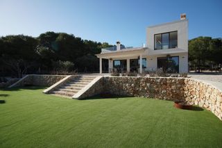 Location Chalet à Las Rotas / Les Rotes. Enchanting villa in 1. seafront in the sought after area of las