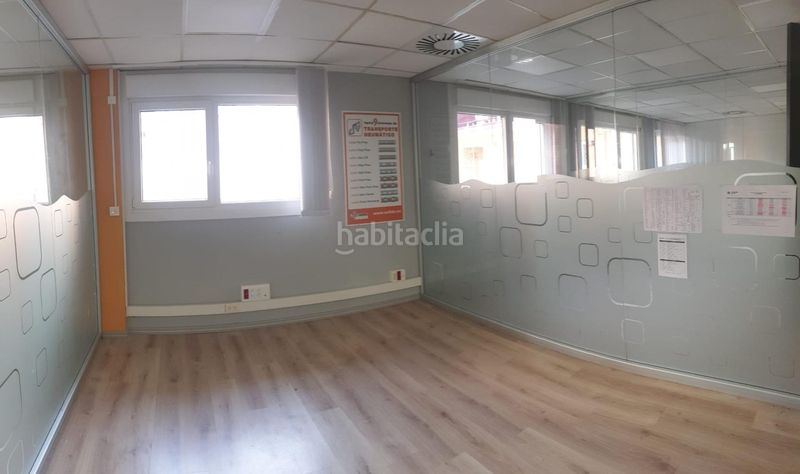 Foto 7c4a255f-f24c-4e2a-91db-4ad755eaed5d. Ufficio con riscaldamento in Zarautz