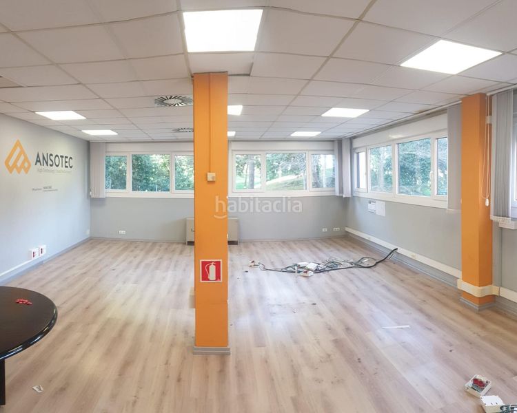 Foto bde2462f-e15e-4d16-a2c8-4b6ae8173a3b. Ufficio con riscaldamento in Zarautz