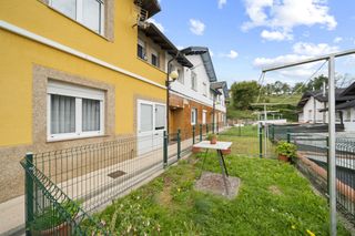 Doppelhaus in Tineo. Chalet pareado en venta en tineo