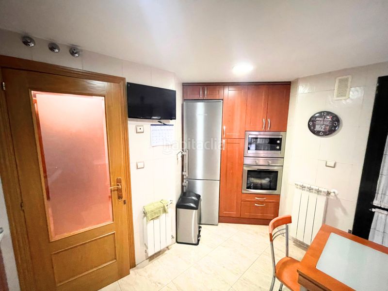Foto 1e6ab51f-98c4-48b4-8ffb-a913741b0f14. Flat with heating pool in Montecarmelo Madrid