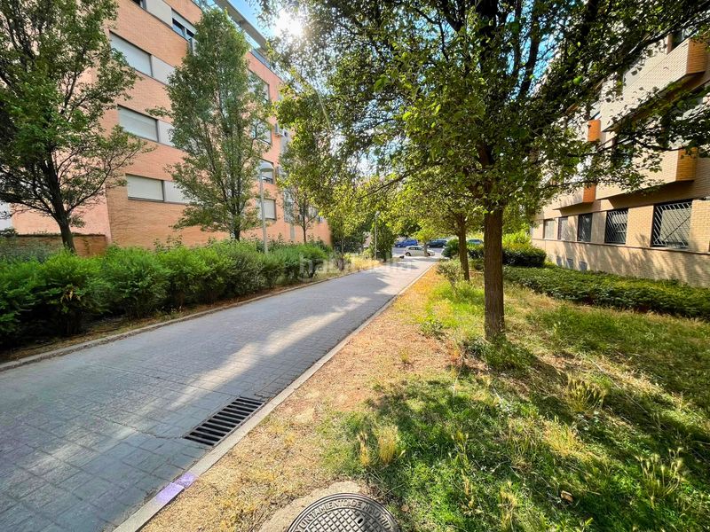 Foto 733cbdd0-65aa-47c4-98c9-7e95e327ca0a. Piso en Montecarmelo Madrid