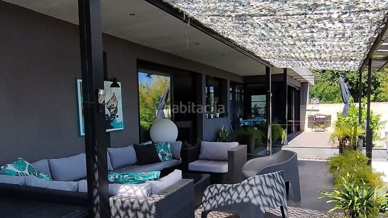 Foto 7da936ce-ba3a-410d-ad4b-05b3f8395b93. Casa amb xemeneia calefacció aparcament piscina a Mollet de Peralada