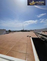 Pis  Calle de la te. Costa del silencio, una zona donde siempre es un acierto comprar