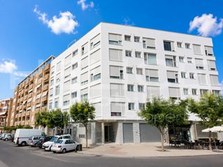 Flat  Carrer velázquez. Piso con garaje y trastero