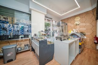 Traspàs Local Comercial a Russafa. Se traspasa zumería centro valencia