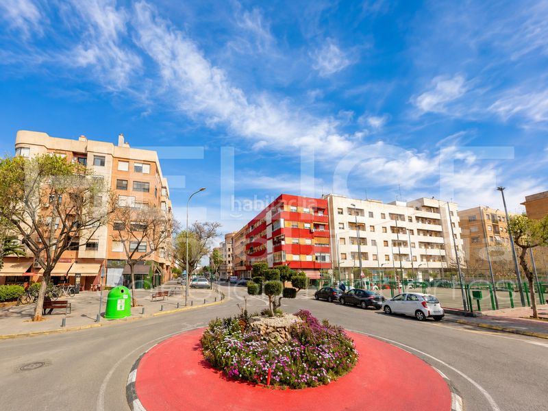 Foto dc41e024-6929-45f4-875c-67c65afbc8ed. Flat with parking in Alaquàs