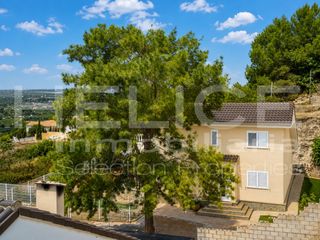 Chalet in Carrer illes columbretes 31. Oportunidad de compra