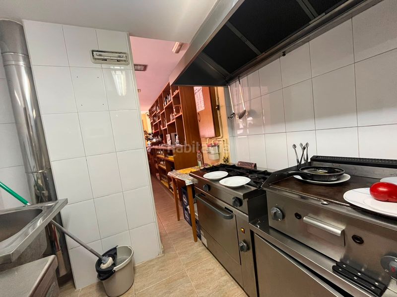 Foto a720466b-8d6c-4d21-b034-318ea1376933. Local comercial amb calefacció a Nou Benicalap Valencia