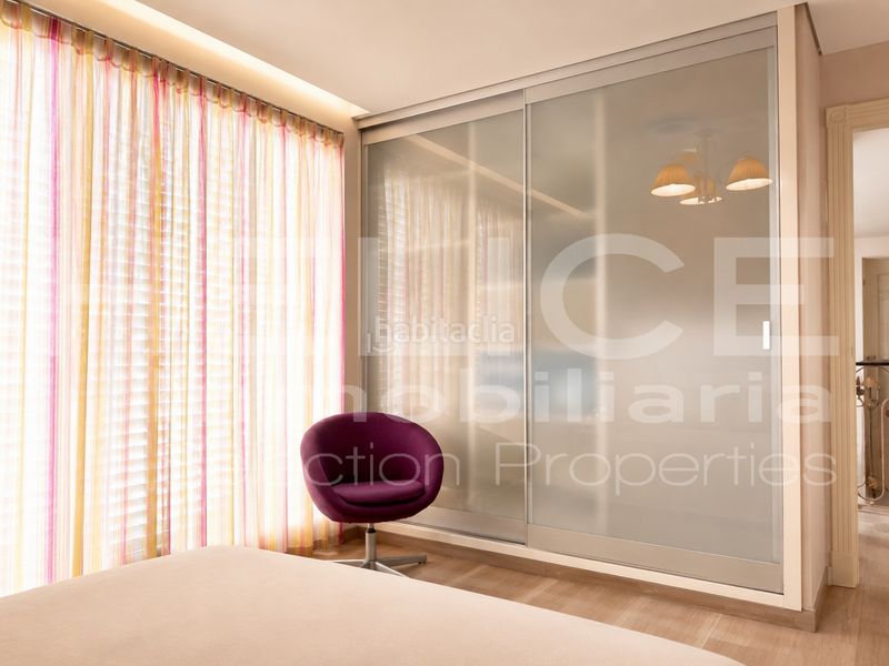 Foto 403aa3ba-14a4-42ab-bf5c-2565e1dd6c4e. Chalet casa de lujo con ascensor y garaje en Sedaví