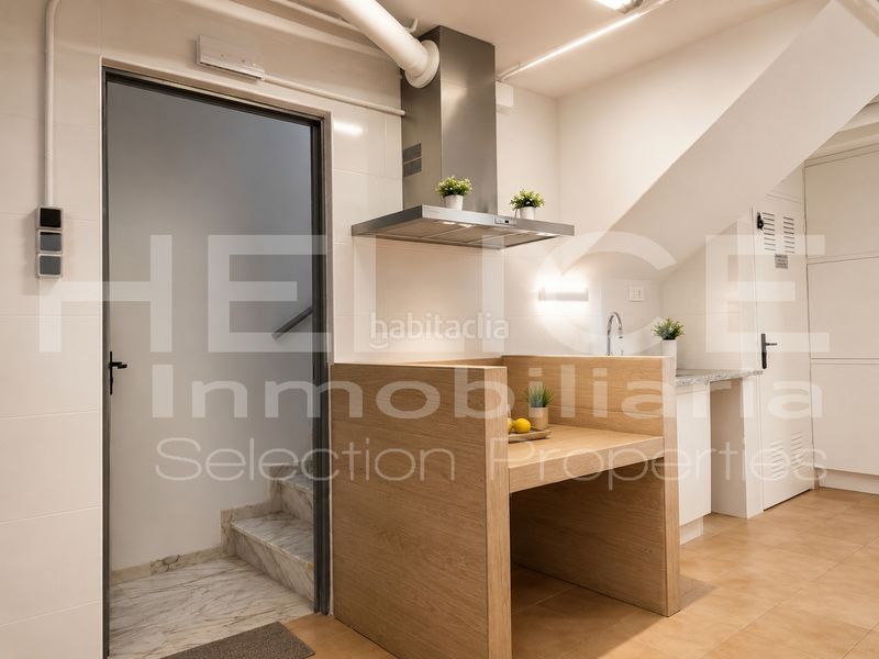 Foto bf6674b6-6d43-4d4f-aa37-f90d01f6468a. Chalet casa de lujo con ascensor y garaje en Sedaví