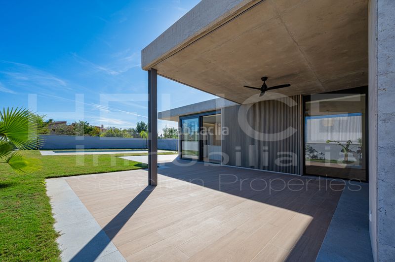 Foto 194b4899-bd6f-40e9-ad9f-1490a1669a1a. Chalet avec chauffage parking piscine dans Torre en Conill-Cumbres de San Antonio Bétera