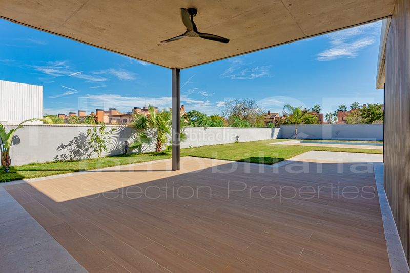 Foto 47bb9317-dacc-49a6-b020-4aa0bc9738ef. Chalet avec chauffage parking piscine dans Torre en Conill-Cumbres de San Antonio Bétera