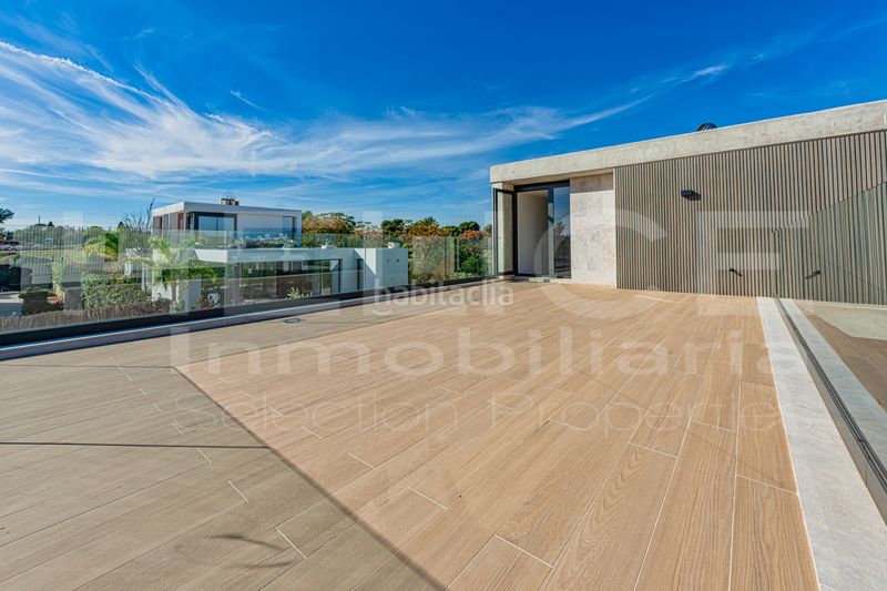 Foto 661a3d6f-77e2-410c-8992-0c8738f74ba2. Chalet avec chauffage parking piscine dans Torre en Conill-Cumbres de San Antonio Bétera