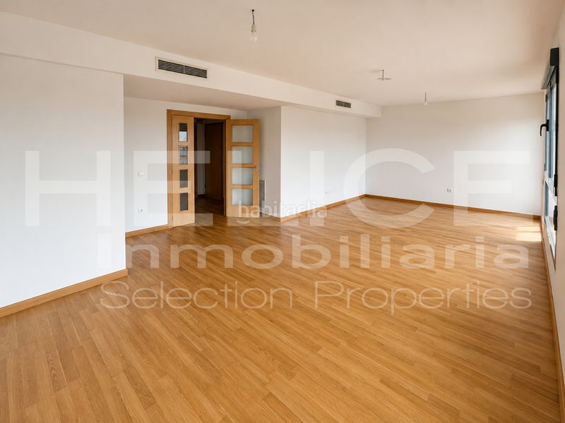 Foto 3c6e9bd7-f273-4f69-be57-f71f4a8b448e. Flat with heating parking pool in La Punta Valencia