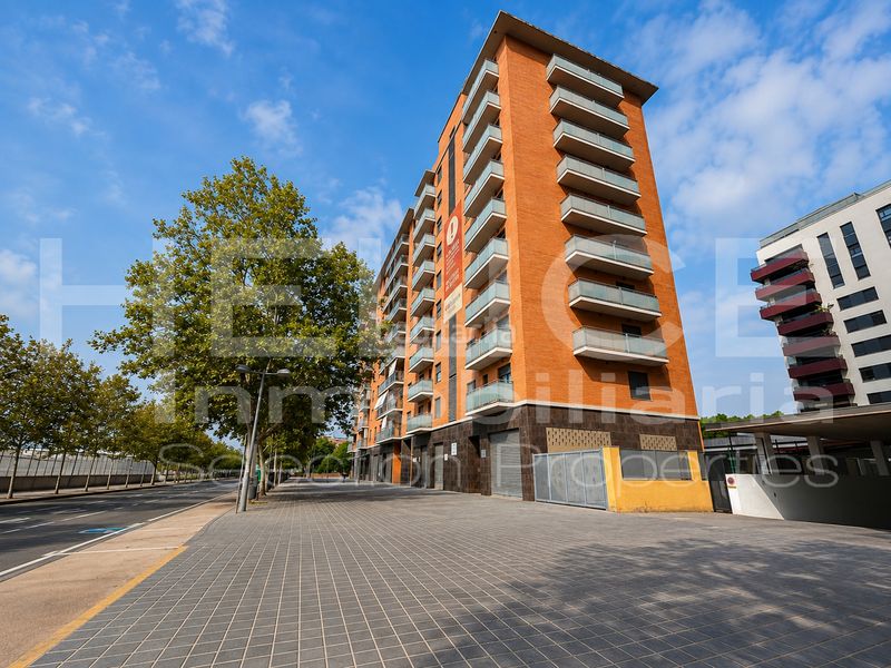 Foto 4d09be00-589c-4422-8696-0cb73cea8107. Flat with heating parking pool in La Punta Valencia