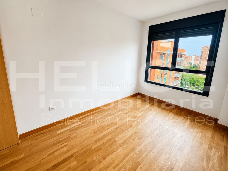 Foto b6e0c146-631d-4ecb-a331-75d33c40d096. Flat with heating parking pool in La Punta Valencia