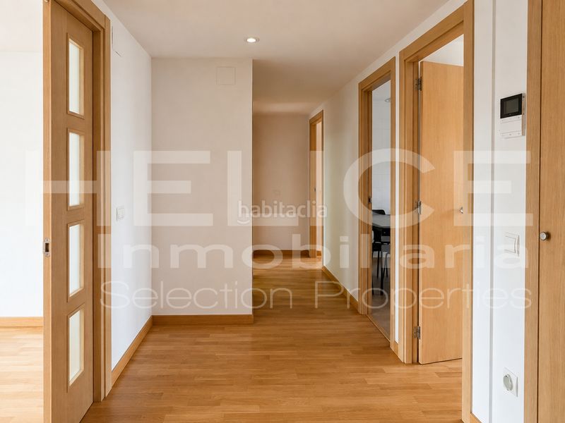 Foto e310ef12-9391-4b4b-9150-5a6fcbff7739. Flat with heating parking pool in La Punta Valencia