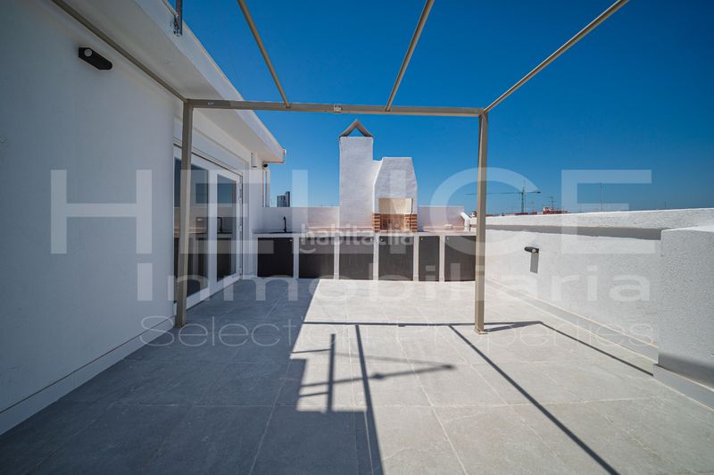 Foto 4b2ae98f-c85a-4434-935d-22a89b0354d7. Àtic amb calefacció a Barrio Benicalap Valencia
